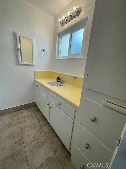 819 E 4th Street # 25, Long Beach Ca 90802 | All Other Attached 14