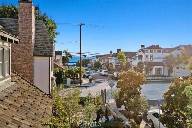 302 Larkspur Avenue, Corona Del Mar Ca 92625 | Detached 21