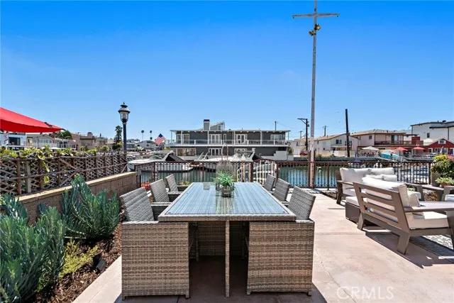 402 38th Street, Newport Beach Ca 92663 | Detached 36