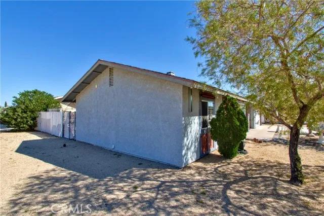 72162 Sullivan Road, Twentynine Palms Ca 92277 | Detached 23