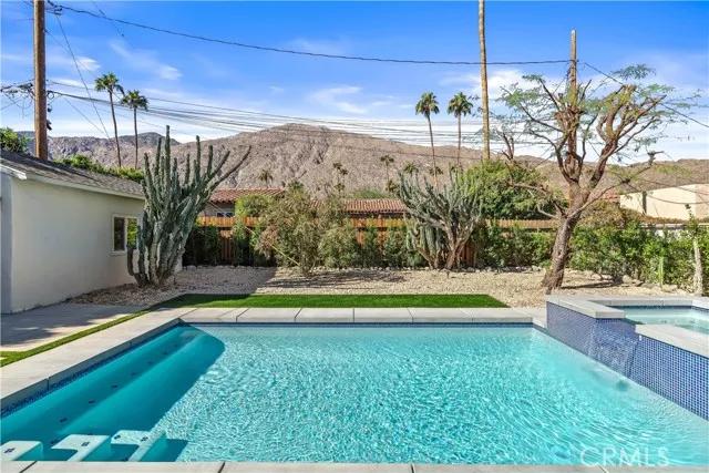 519 S Calle Encilia, Palm Springs Ca 92264 | Detached 40