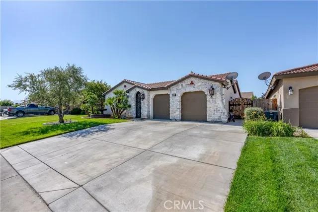 5801 Moonstone Peak Drive, Bakersfield Ca 93313 | Detached 24