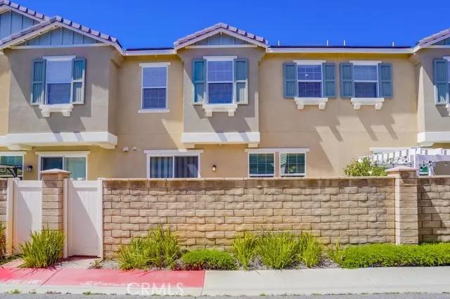 22057 Barrington Way, Santa Clarita Ca 91350 | Townhouse 55