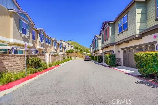 22057 Barrington Way, Santa Clarita Ca 91350 | Townhouse 59