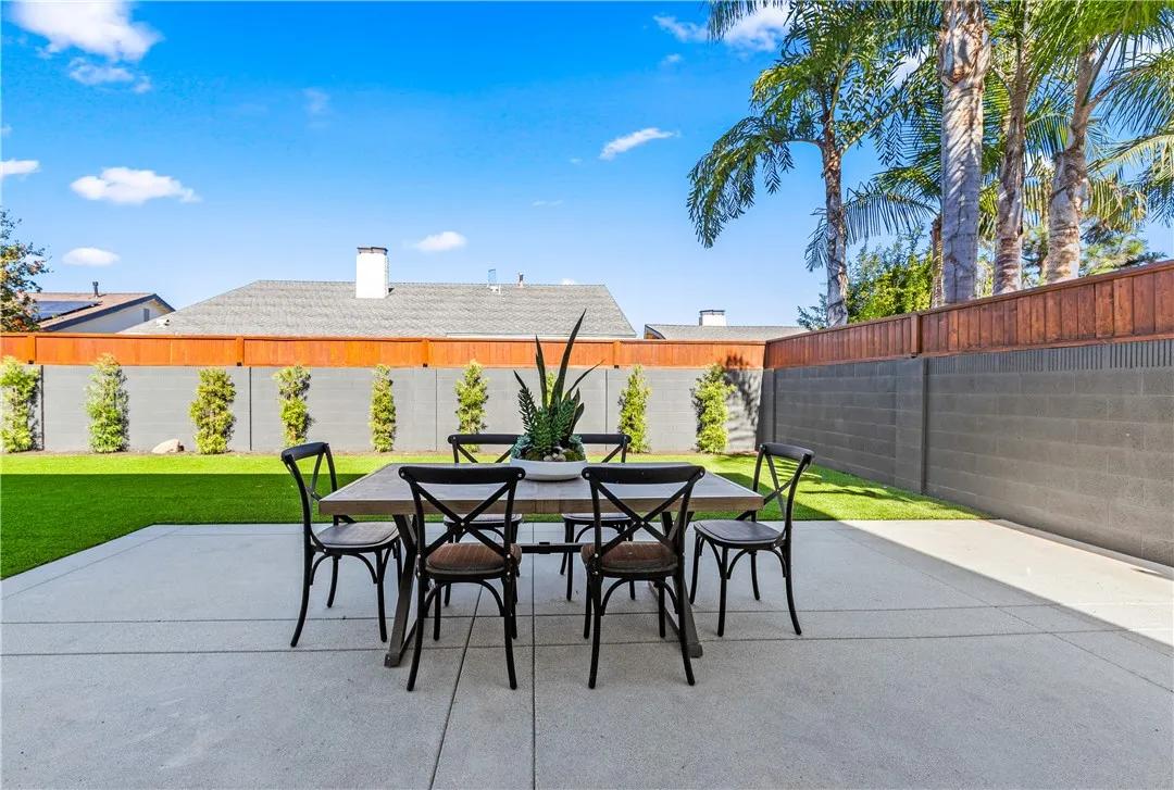 7041 Candlelight Circle, Huntington Beach Ca 92647 | Detached 53