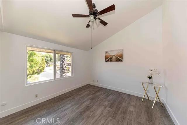 7501 Linley Lane, Canoga Park Ca 91304 | Detached 26