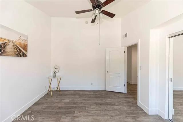 7501 Linley Lane, Canoga Park Ca 91304 | Detached 27