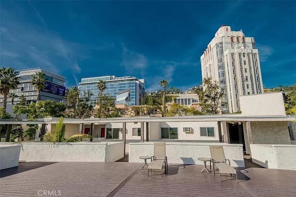 8400 De Longpre Ave # 215, West Hollywood Ca 90069 | All Other Attached 30