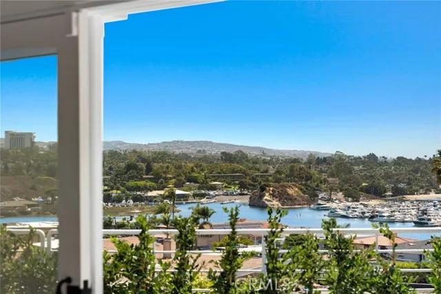 1032 Santiago Drive, Newport Beach Ca 92660 | Detached 13