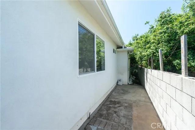 10713 Tinker Ave, Tujunga Ca 91042 | Detached 11