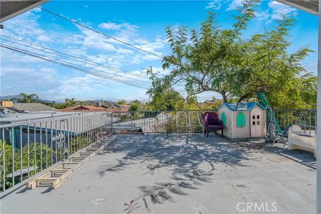 13638 Daventry Street, Pacoima Ca 91331 | Multi Family 34