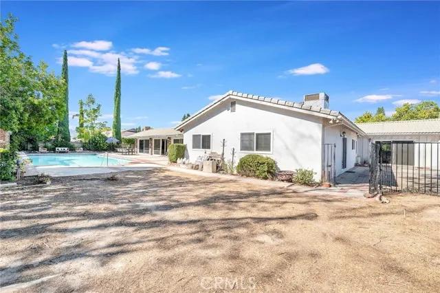 20302 Germain Street, Chatsworth Ca 91311 | Detached 45