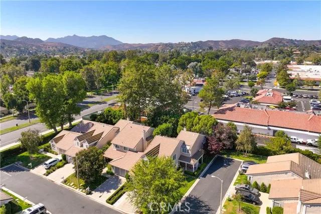 2908 Shadow Brook Lane, Westlake Village Ca 91361 | Detached 40