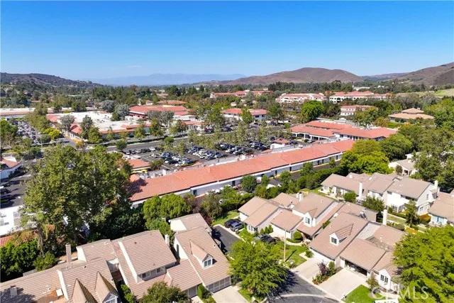 2908 Shadow Brook Lane, Westlake Village Ca 91361 | Detached 42