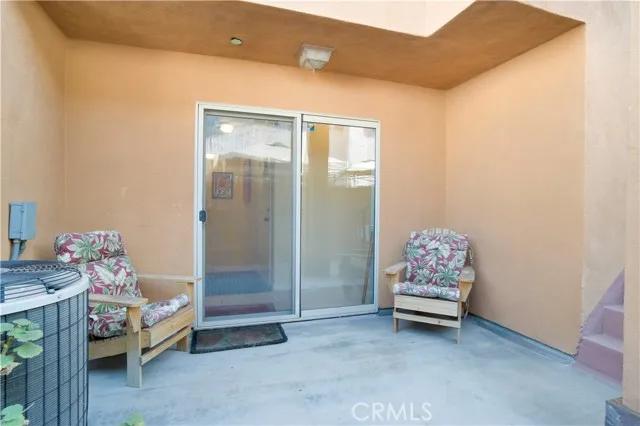 9650 Sepulveda Boulevard # 12, North Hills Ca 91343 | Townhouse 17