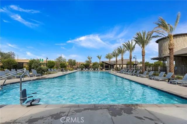 32195 Penstemon Way, Temecula Ca 92591 | Detached 28