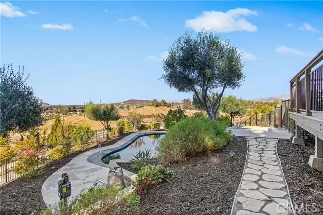 40395 Calle Fiesta, Temecula Ca 92591 | Detached 35