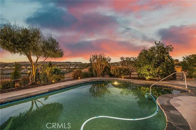 40395 Calle Fiesta, Temecula Ca 92591 | Detached 38