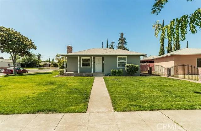 1570 N Geraldine Way, Fresno Ca 93728 | Detached 1