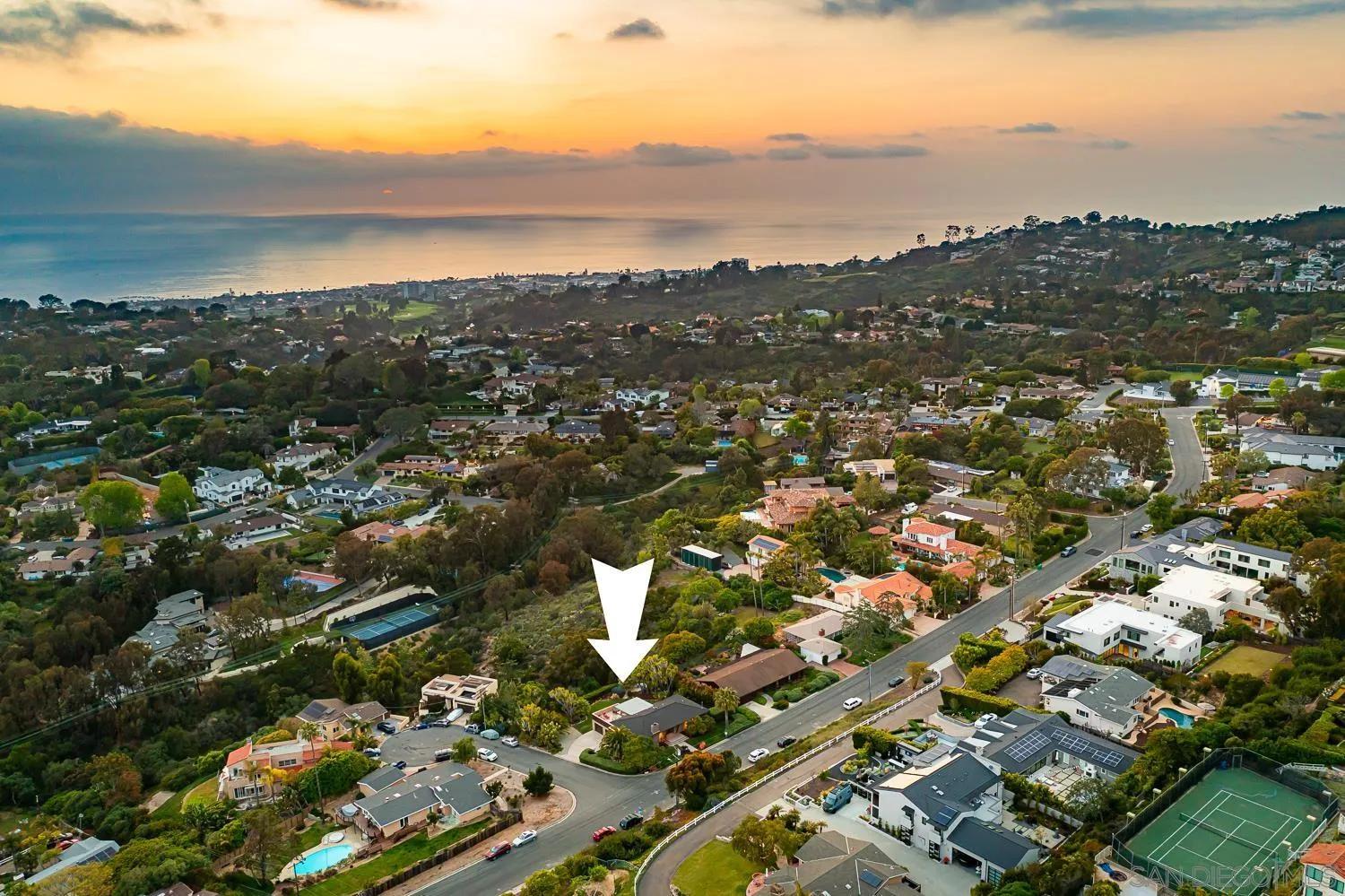 6318 Castejon Drive, La Jolla Ca 92037 | Detached 32