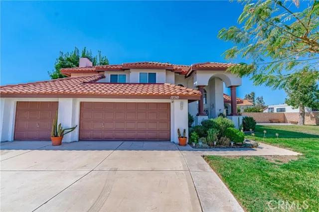 12310 Iroquois Road, Apple Valley Ca 92308 | Detached 3