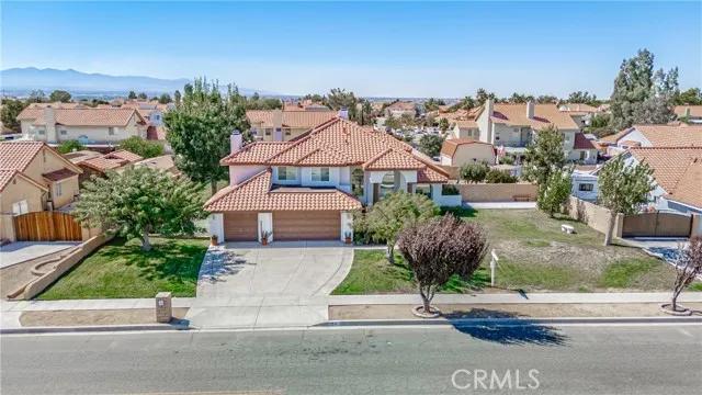 12310 Iroquois Road, Apple Valley Ca 92308 | Detached 6