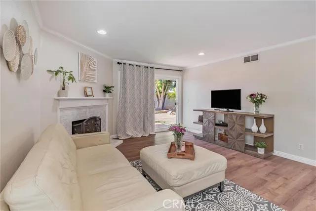 19233 Broadacres Avenue, Carson Ca 90746 | Detached 7