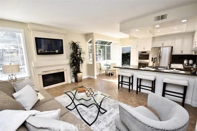 4 Comiso, Irvine Ca 92614 | Detached 5