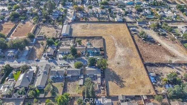 7176 Vine Avenue, Winton Ca 95388 | Multi Family 71