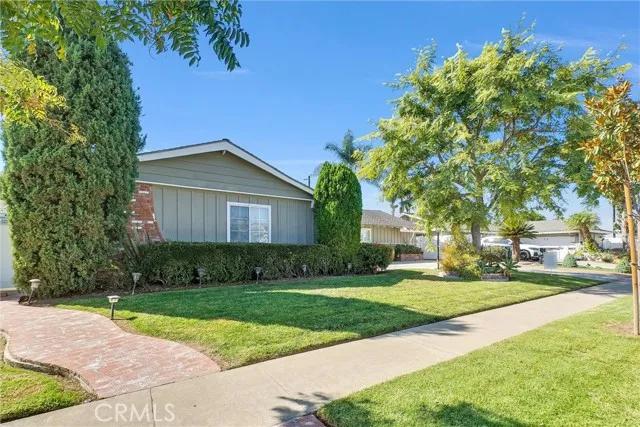 1262 Andrews Street, Tustin Ca 92780 | Detached 32