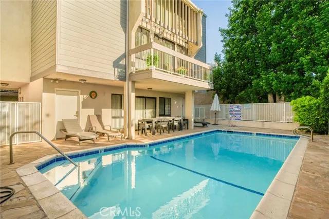 4542 Willis Avenue # 201, Sherman Oaks Ca 91403 | All Other Attached 27