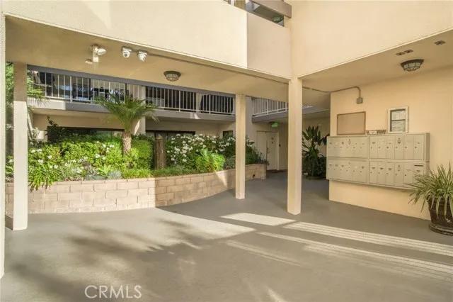 4542 Willis Avenue # 201, Sherman Oaks Ca 91403 | All Other Attached 26