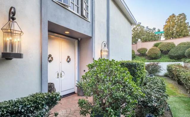 7404 Via De Fortuna, Carlsbad Ca 92009 | Townhouse 25