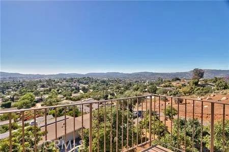 931 Sol Vista, Escondido Ca 92025 | Detached 47