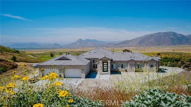 13454 Laurene Lane, Moreno Valley Ca 92555 | Detached 1