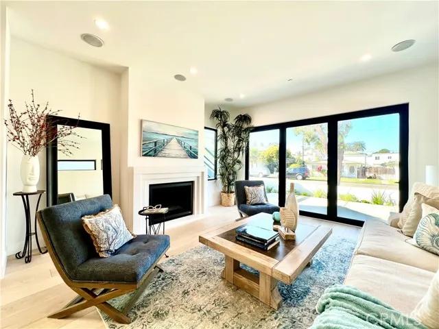 226 13th Street, Huntington Beach Ca 92648 | Detached 8