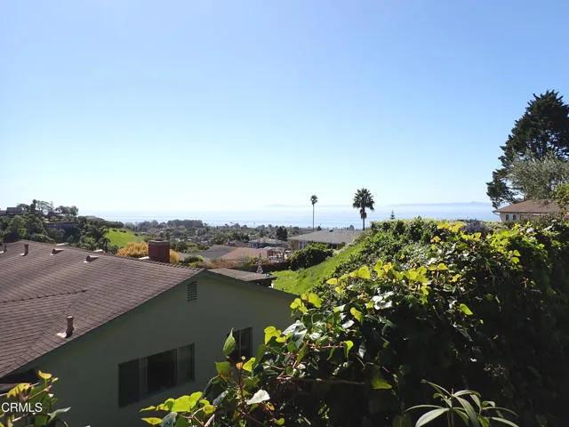 2526 Calle Galicia, Santa Barbara CA 93109 | Detached 6