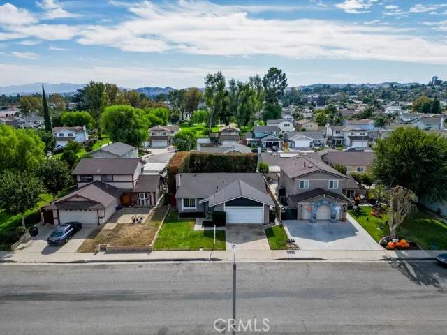 3853 Yellowstone Circle, Chino Ca 91710 | Detached 34