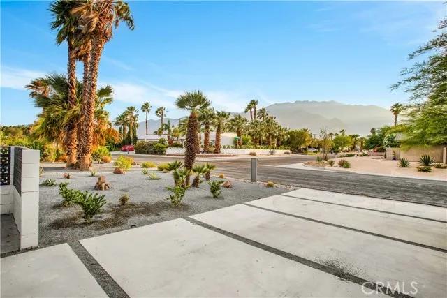 2660 N Farrell Drive, Palm Springs Ca 92262 | Detached 7