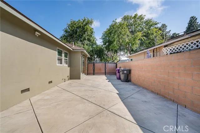 5457 East Willow Street, Long Beach Ca 90815 | Detached 41