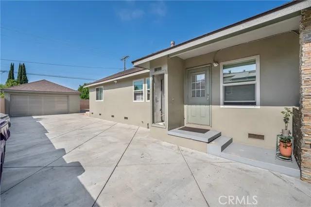 5457 East Willow Street, Long Beach Ca 90815 | Detached 49