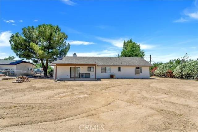 7973 Redwood Avenue, Hesperia Ca 92345 | Detached 25