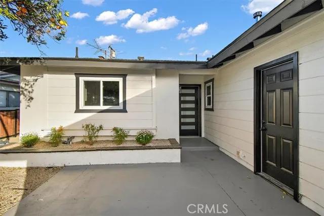 1321 N Gunther Street, Santa Ana Ca 92703 | Detached 3