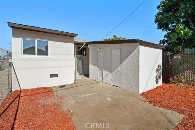 2046 E Hatchway, Compton Ca 90222 | Detached 1