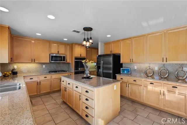 21168 Lone Star Way, Santa Clarita Ca 91390 | Detached 20