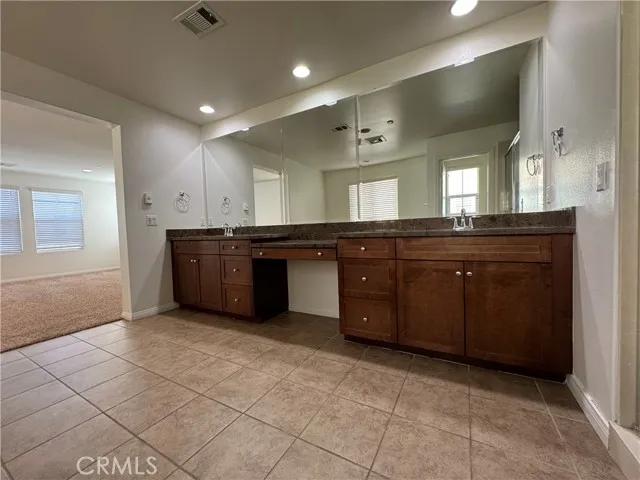 14618 Viva Drive, Corona Ca 92880 | Detached 33