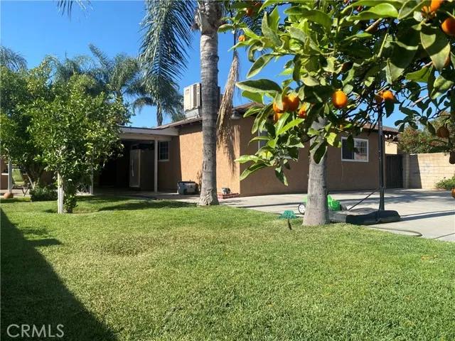 15731 Manzanita Drive, Fontana Ca 92335 | Detached 30