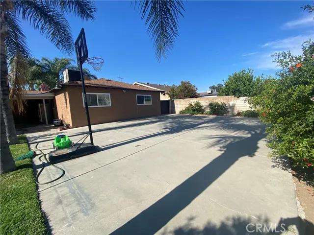 15731 Manzanita Drive, Fontana Ca 92335 | Detached 35