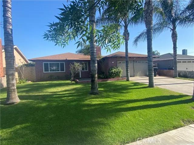 15731 Manzanita Drive, Fontana Ca 92335 | Detached 0