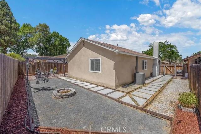 10140 Jamaica Circle, Riverside Ca 92503 | Detached 20